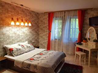 Отель Hotel Minaliat Vek Шумен Улучшенный двухместный номер с 1 кроватью или 2 отдельными кроватями-1